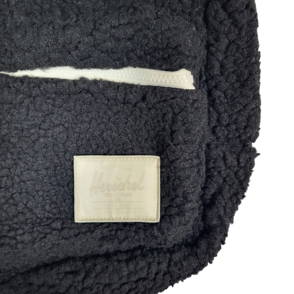 HERSCHEL Black Fleece Small Grove Backpack NWT - Picture 3 of 9